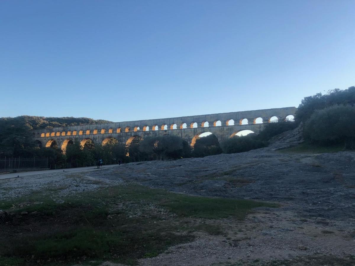 Le Patio Du Murier Vers Pont du Gard Exteriér fotografie