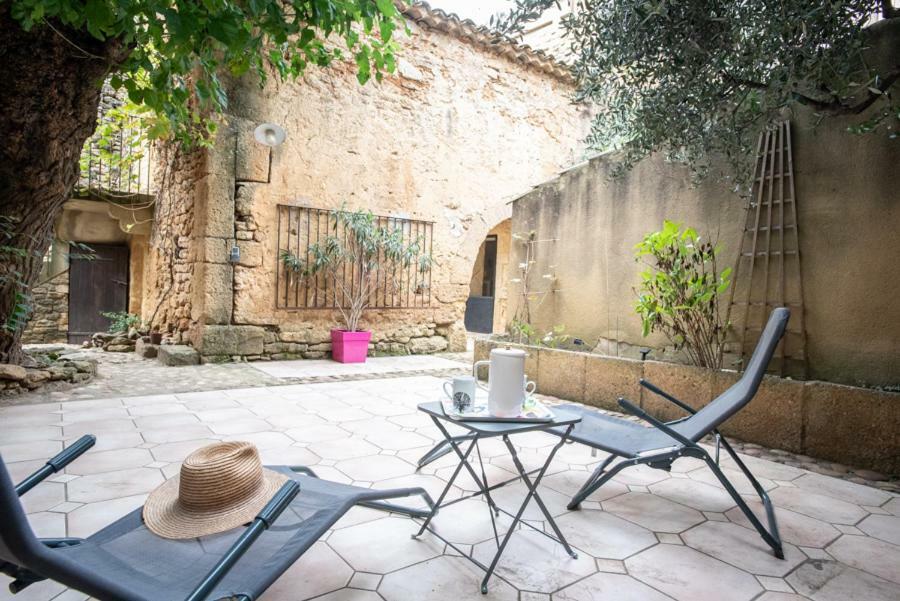 Le Patio Du Murier Vers Pont du Gard Exteriér fotografie